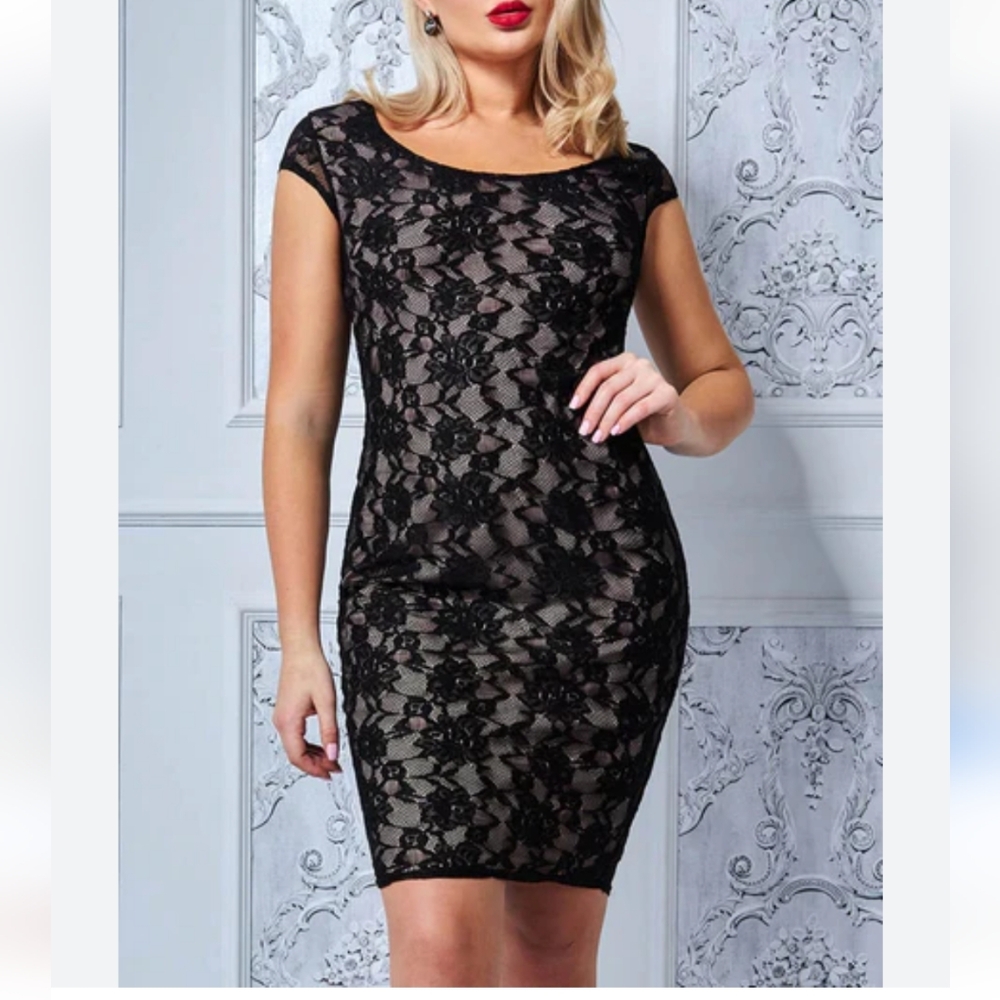 Forever 21 Black and Nude dress. Size Small